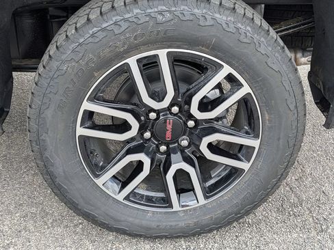 New 2026 GMC Sierra 1500 AT4 w/ AT4 Premium Package AWD/4WD image 10