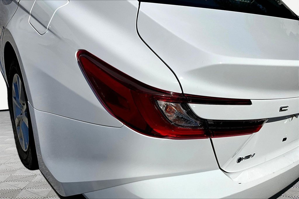 Used 2025 Toyota Camry LE FWD image 24