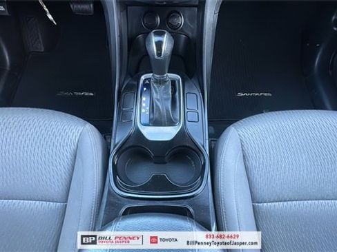 Used 2018 Hyundai Santa Fe Sport image 9