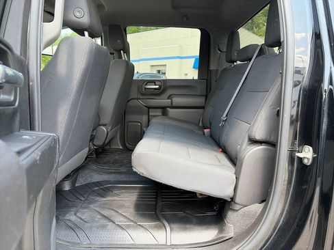 Used 2021 Chevrolet Silverado 2500 Custom w/ Custom Convenience Package AWD/4WD image 17