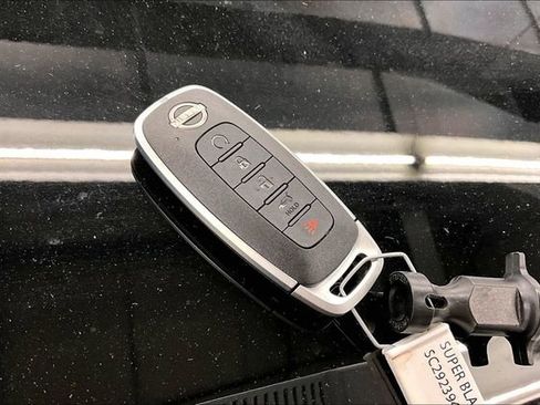 New 2025 Nissan Pathfinder Platinum w/ Lighting Package (N93) AWD/4WD image 13