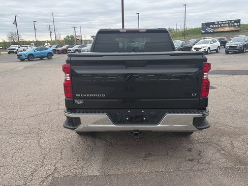 Used 2023 Chevrolet Silverado 1500 LT AWD/4WD image 5