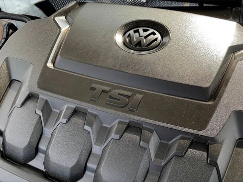 Used 2022 Volkswagen Passat 2.0T SE image 34