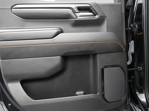 Used 2024 GMC Sierra 1500 AT4 w/ Technology Package image 34