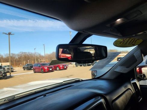 Used 2018 Chevrolet Silverado 1500 LT w/ All Star Edition image 15