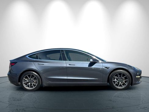 Used 2019 Tesla Model 3 Long Range AWD/4WD image 3