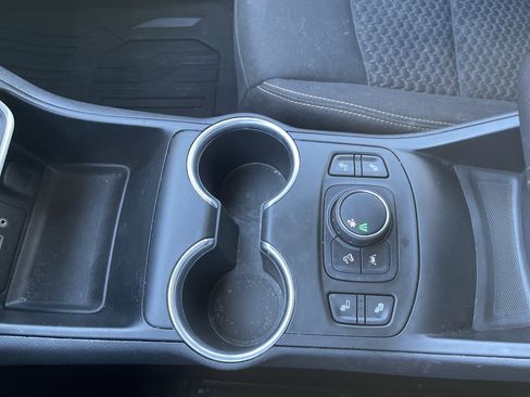 Used 2021 GMC Terrain SLE w/ Driver Convenience Package image 30