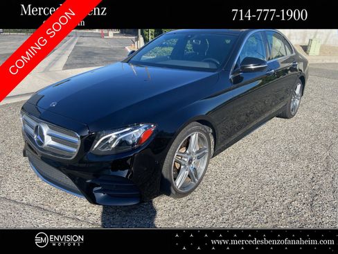 Used 2018 Mercedes-Benz E 300 image 1