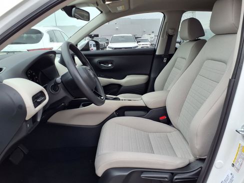 Used 2026 Honda HR-V LX image 16