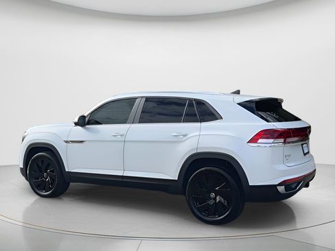 New 2026 Volkswagen Atlas Cross Sport SE image 6