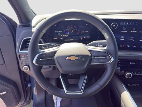 New 2026 Chevrolet Suburban LT w/ Comfort Package AWD/4WD image 10