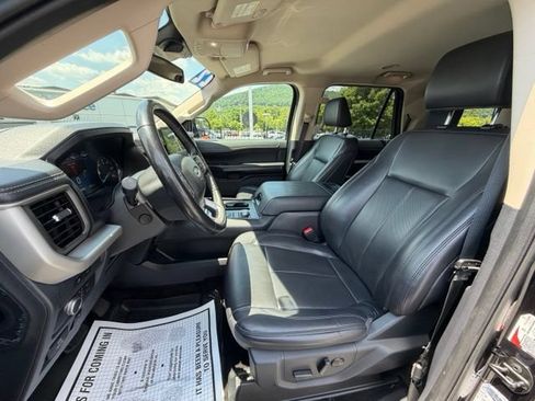 Used 2022 Ford Expedition XLT AWD/4WD image 33