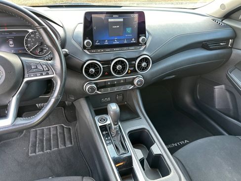 Certified 2022 Nissan Sentra SV image 28
