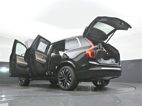 New 2026 Volvo XC90 T8 Plus image 57