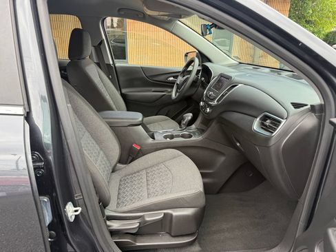Used 2023 Chevrolet Equinox LT FWD image 20