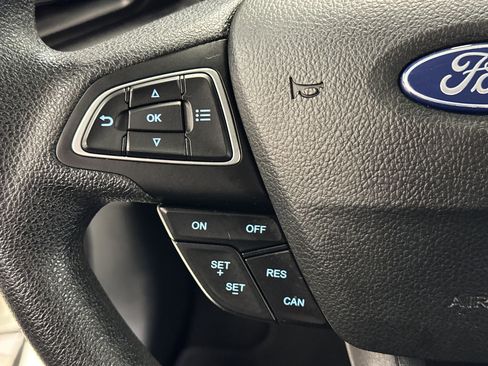 Certified 2021 Ford EcoSport S image 29