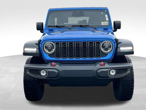 New 2026 Jeep Wrangler Unlimited Rubicon w/ Dual Top Group image 2