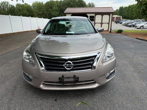 Used 2015 Nissan Altima 2.5 S w/ Power Driver Seat Package FWD image 8