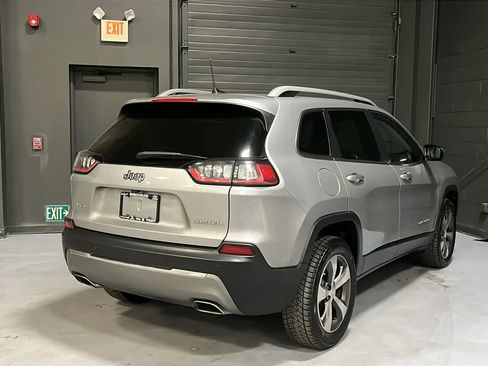 Used 2020 Jeep Cherokee Limited AWD/4WD image 4