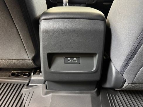 New 2026 Nissan Frontier SV w/ All-Weather Content Package AWD/4WD image 17