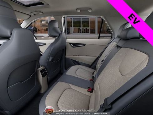 New 2025 Kia Niro Wave w/ Wave Preserve Package FWD image 18