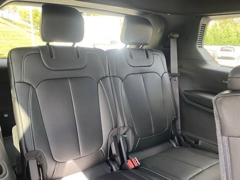 New 2025 Jeep Grand Cherokee L Limited image 36