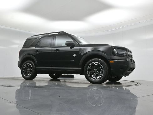 New 2026 Ford Bronco Sport Outer Banks AWD/4WD image 3