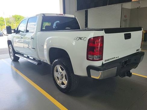 Used 2014 GMC Sierra 2500 SLE w/ HD SLE Premium Package AWD/4WD image 2