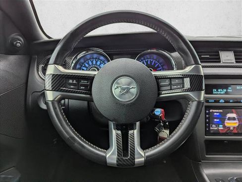 Used 2014 Ford Mustang Convertible RWD image 15