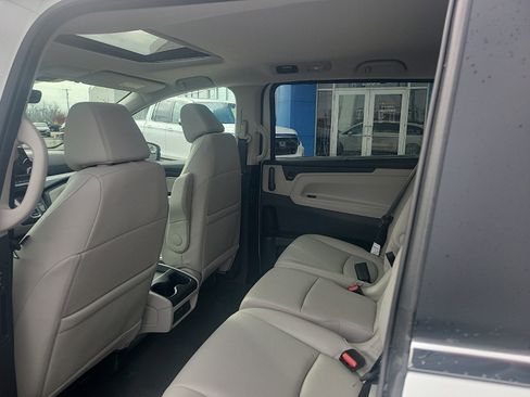 New 2026 Honda Odyssey EX-L image 16