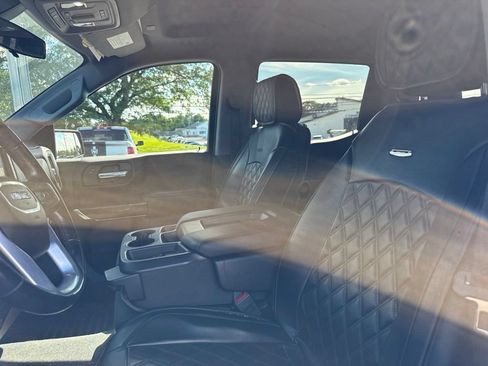 Used 2020 GMC Sierra 1500 SLE w/ SLE Value Package AWD/4WD image 5