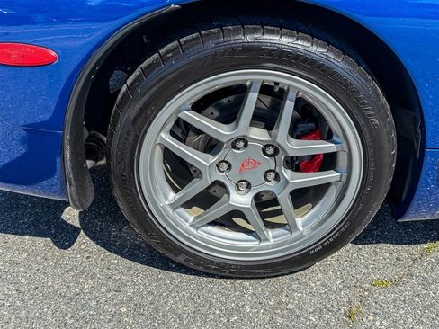 Used 2002 Chevrolet Corvette Z06 w/ Memory Pkg RWD image 33