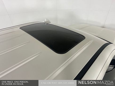 Used 2015 GMC Sierra 1500 Denali AWD/4WD image 11
