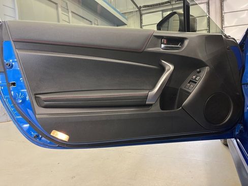 Used 2014 Subaru BRZ Limited w/ Popular Package #1A image 9