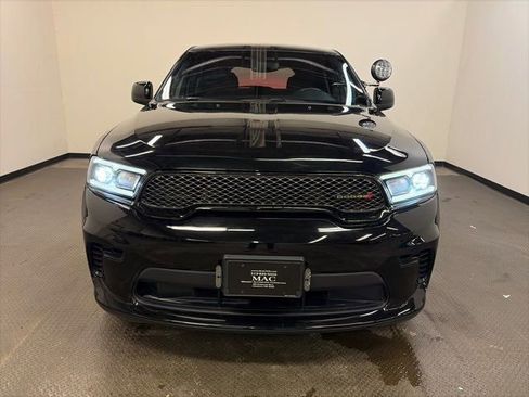 Used 2023 Dodge Durango AWD image 3
