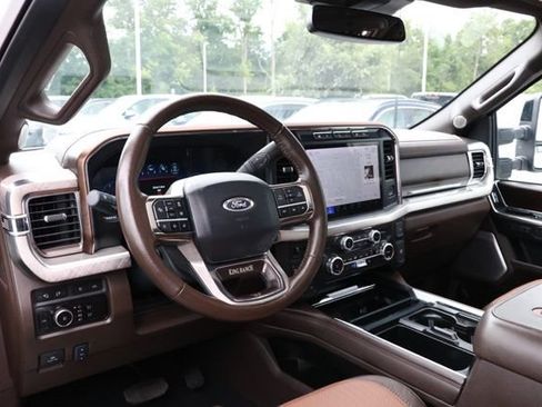Used 2024 Ford F350 King Ranch AWD/4WD image 17