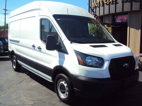 Used 2023 Ford Transit 250 148 High Roof RWD image 2