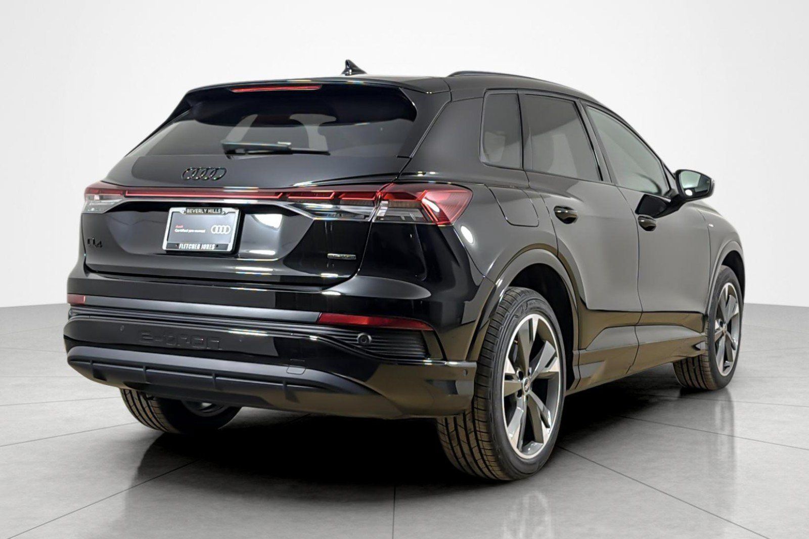 Certified 2023 Audi Q4 e-tron Premium Plus AWD/4WD image 5