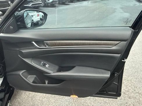 Used 2022 Honda Accord EX-L image 39