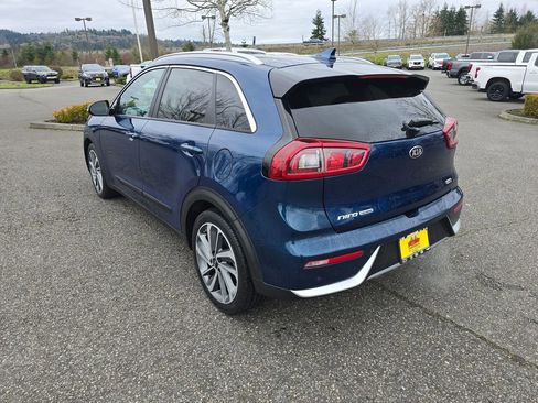 Used 2017 Kia Niro Touring image 4