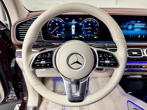 Used 2023 Mercedes-Benz Maybach GLS 600 4MATIC image 27