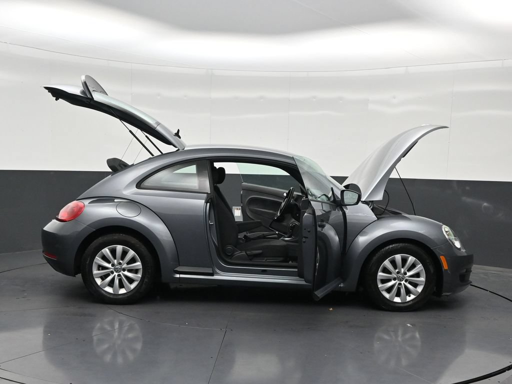 Used 2016 Volkswagen Beetle 1.8T S FWD image 31