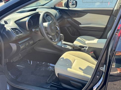 Used 2017 Subaru Impreza 2.0i Premium AWD/4WD image 12