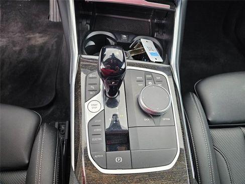 Used 2022 BMW 330e xDrive w/ Premium Package AWD/4WD image 57