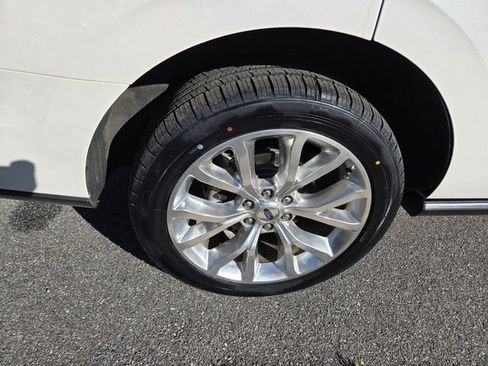 Used 2019 Ford Expedition Limited w/ Equipment Group 302A image 12