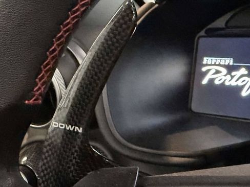 Used 2019 Ferrari Portofino RWD image 24
