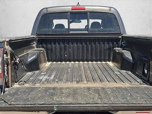 Used 2015 Toyota Tacoma 4x4 Double Cab w/ TRD Off-Road Package image 6