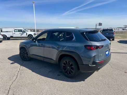 Used 2023 MAZDA CX-50 2.5 S w/ Preferred Plus Pkg image 7