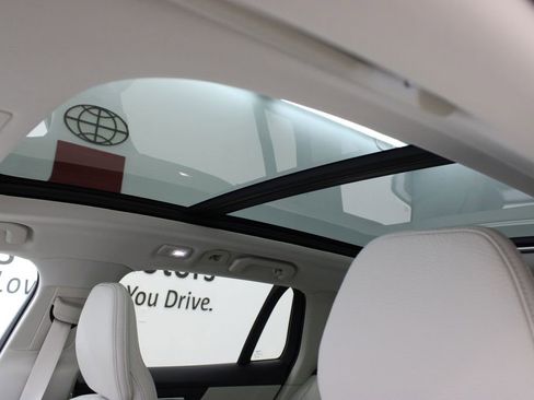 New 2026 Volvo V60 B5 Cross Country Plus w/ Climate Package image 13