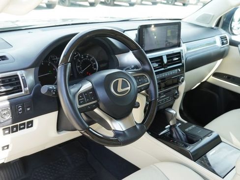 Used 2023 Lexus GX 460 Premium AWD/4WD image 18